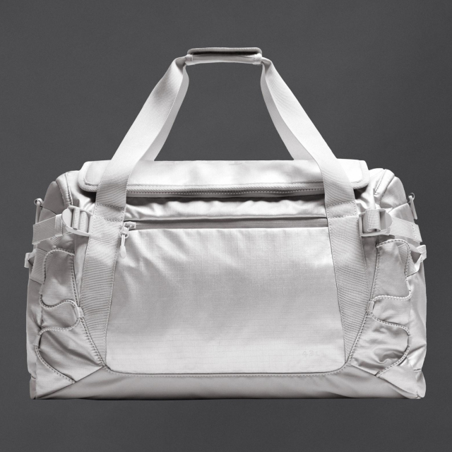 SILVER SPORT DUFFLE BAG