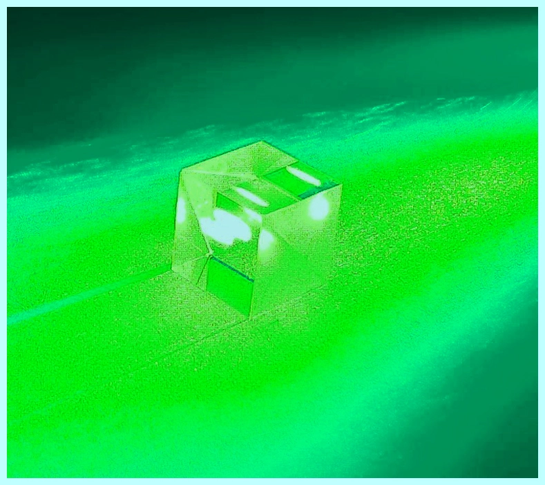 Green Laser Beam Combine Cube Prims Mirror for 505nm-561nm Green Diode