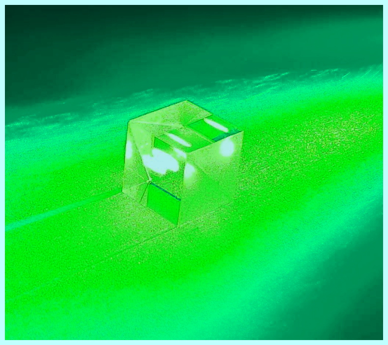 Green Laser Beam Combine Cube Prims Mirror for 505nm-561nm Green Diode