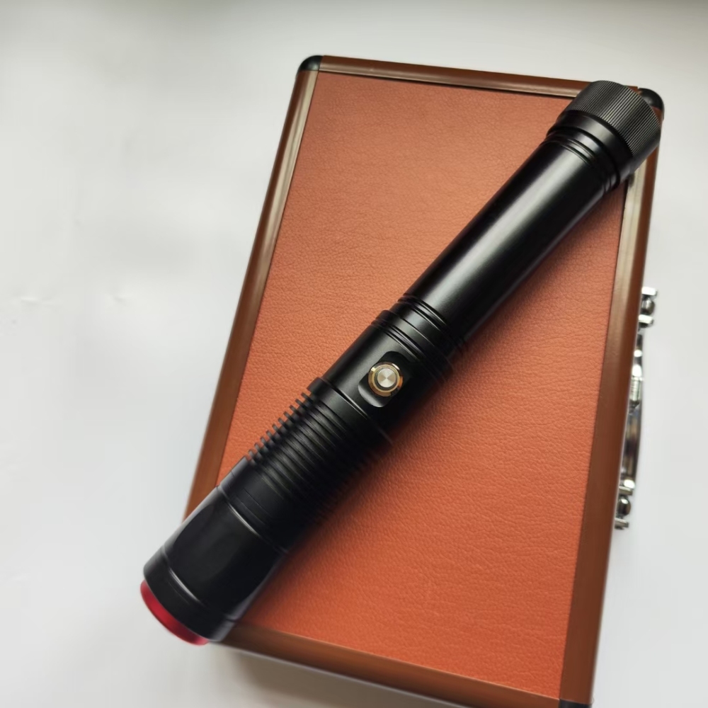 Techhood 520nm Green Laser Pointer Strong Visible Beam Light Torch Lazer Pen Light G3000