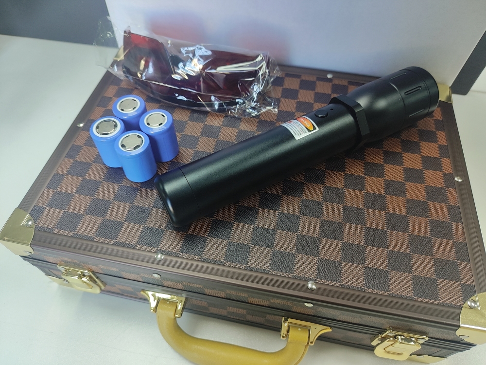 Techhood Handheld RGB All-Color Laser / 7-Clolor in one / 7 Color Switchable / High Efficiency / Super Bright Laser / Portable RGB Laser RGB2000T