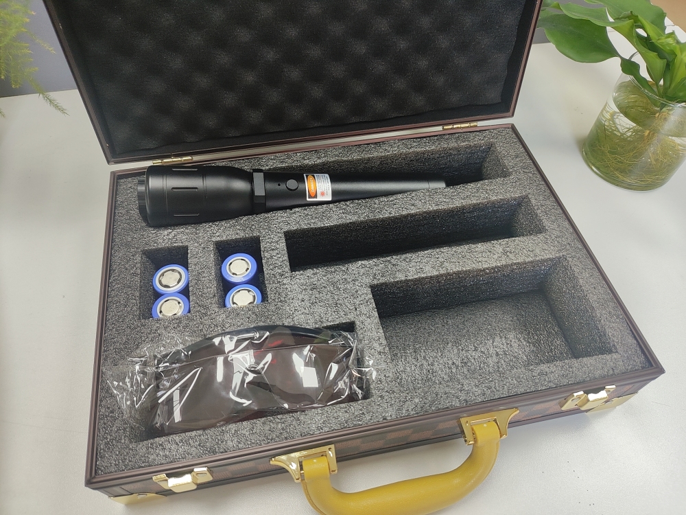 Techhood Handheld RGB All-Color Laser / 7-Clolor in one / 7 Color Switchable / High Efficiency / Super Bright Laser / Portable RGB Laser RGB2000T
