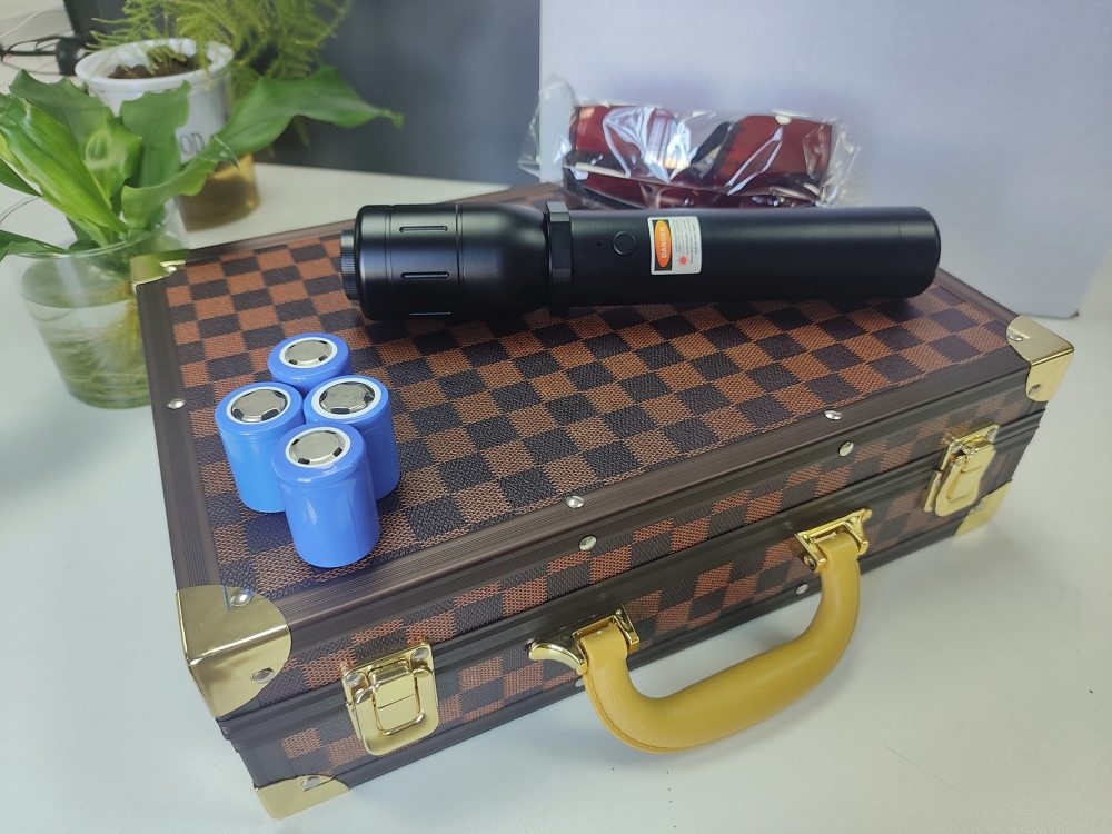 Techhood Handheld RGB All-Color Laser / 7-Clolor in one / 7 Color Switchable / High Efficiency / Super Bright Laser / Portable RGB Laser RGB2000T