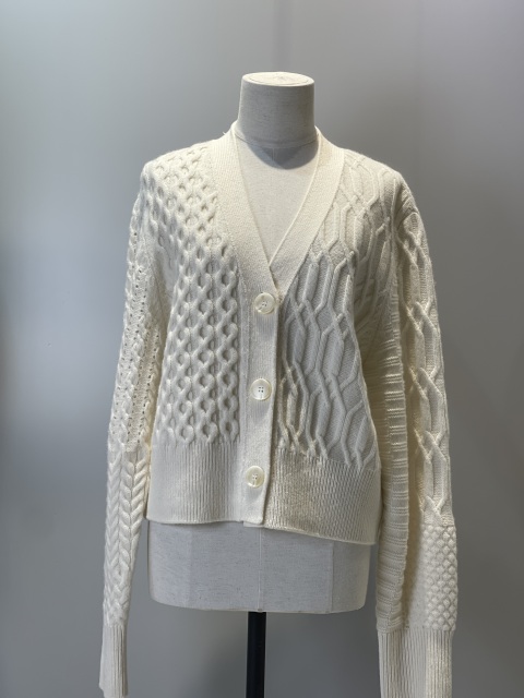 Ladies' knitted cardigan