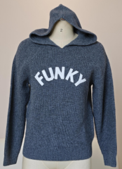 CHILDREN'S KNITTED PULLOVER WITH HOOD