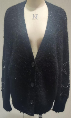 WOMEN'S KNITTED CARDIGAN WITH BEADING