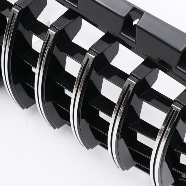 Kühlergrill Chrom GT Panamericana passend für Mercedes B-Klasse W246 W242 Facelift
