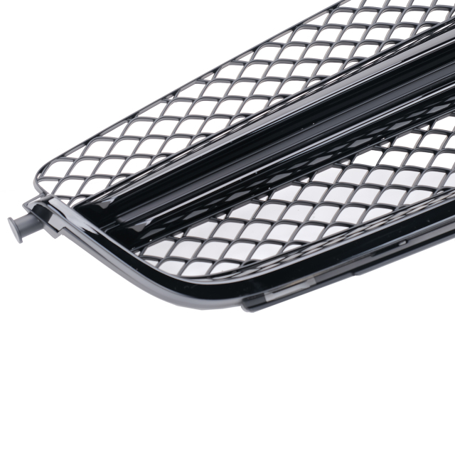 Kühlergrill glanz Schwarz AMG passend für Mercedes C-Klasse W204 C63 Facelift