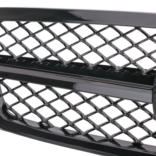 Kühlergrill glanz Schwarz AMG Look passend für Mercedes C-Klasse W203 S203