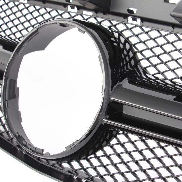 Kühlergrill glanz Schwarz AMG Look passend für Mercedes CLA C117 X117 Vorfacelift