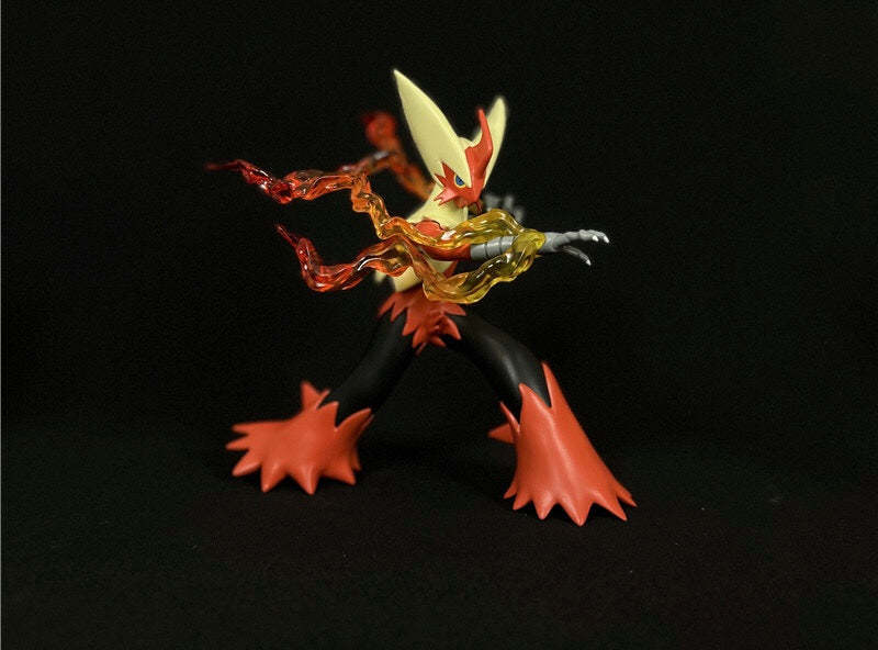 MEGA BLAZIKEN