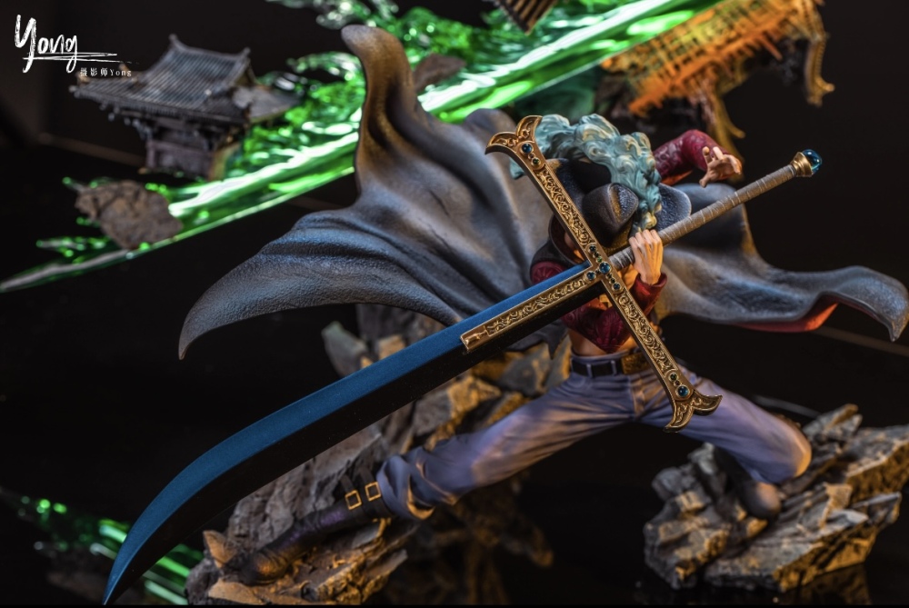 Rain Studio - Dracule Mihawk - One Piece Resin Statue