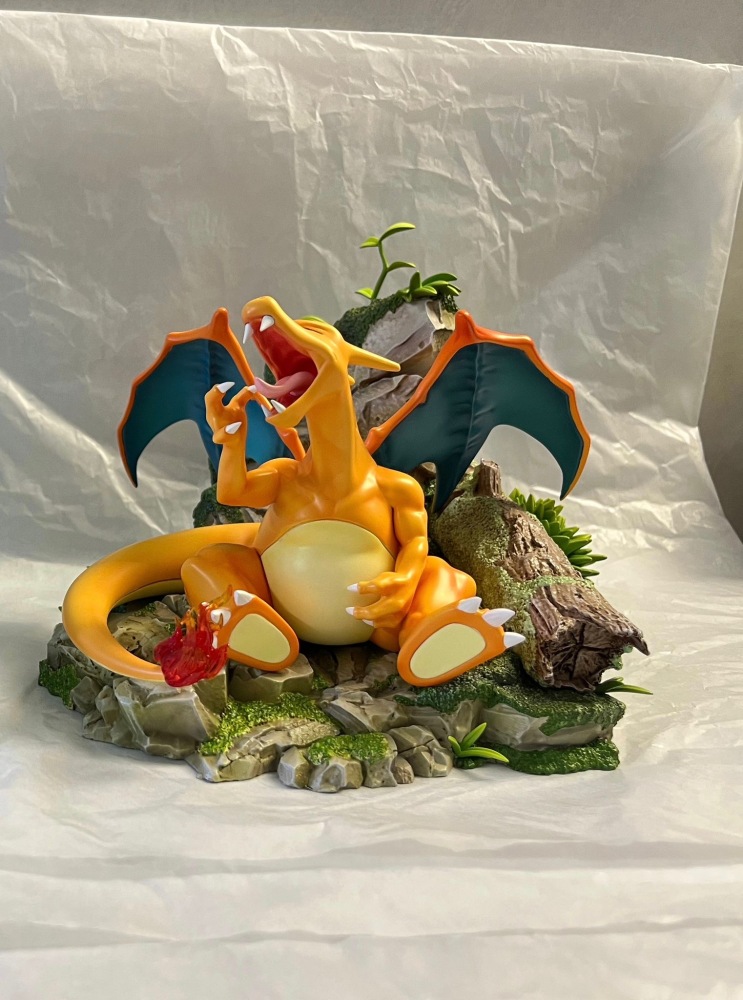 151 Studio - Charizard - Pokemon Resin Statue