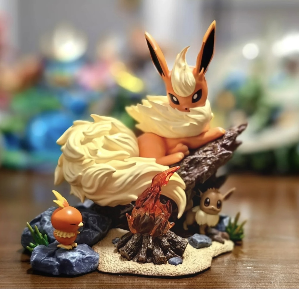 SK Studio - Flareon Evolution - Pokemon Resin Statue