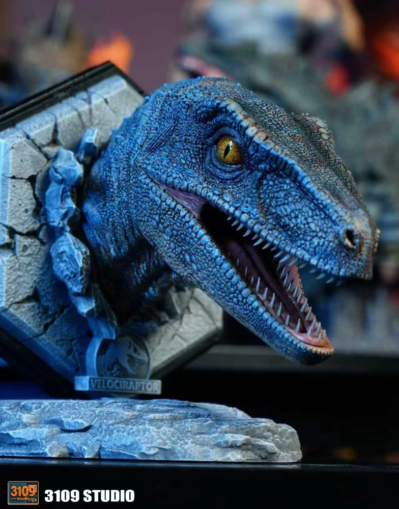 3109 Studio - Velociraptor - Dinosaur Resin Statue