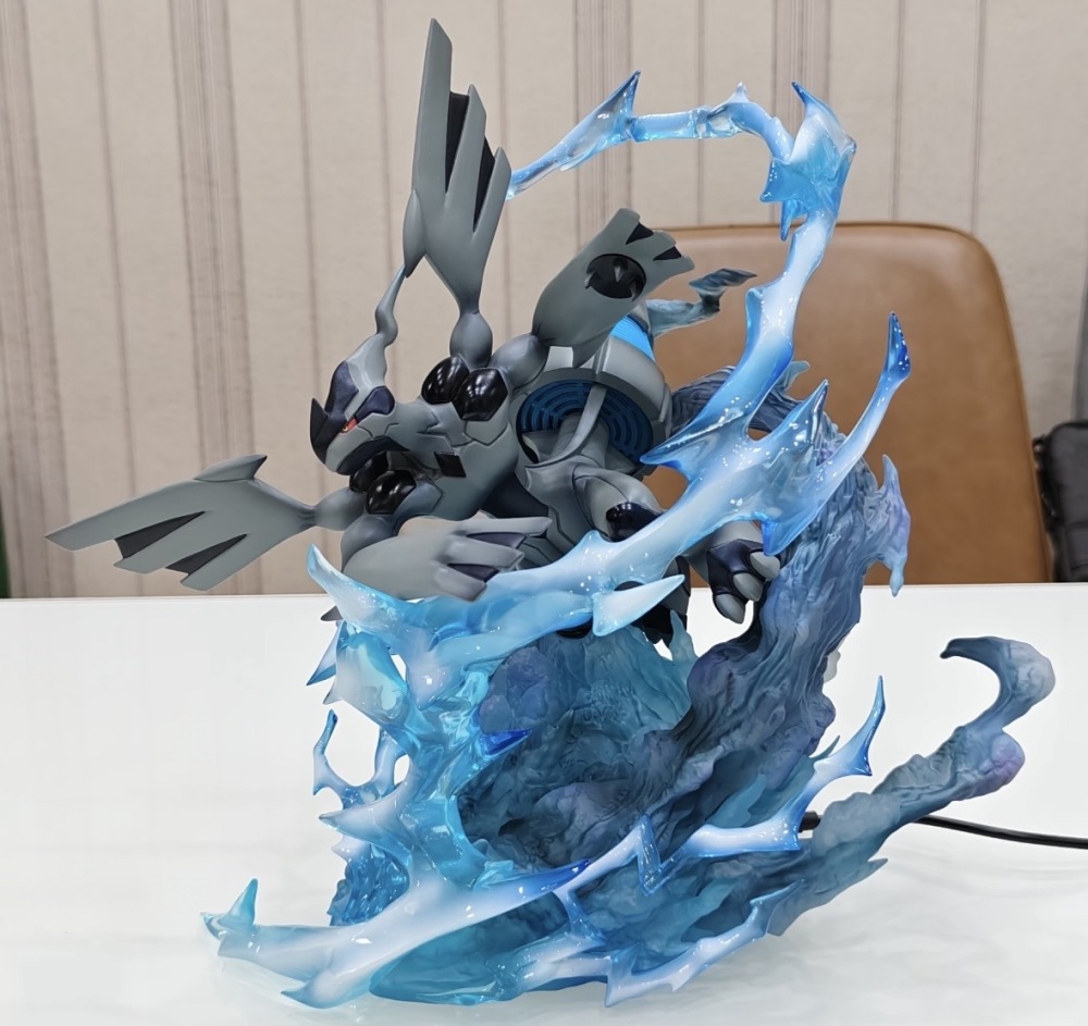 PT Studio - Zekrom - Pokemon Resin Statue