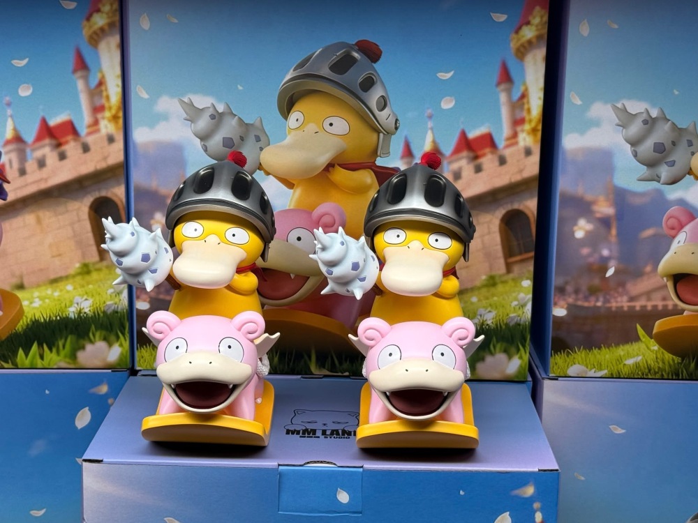 MMLand Studio - Psyduck Knight - Pokemon Resin Statue