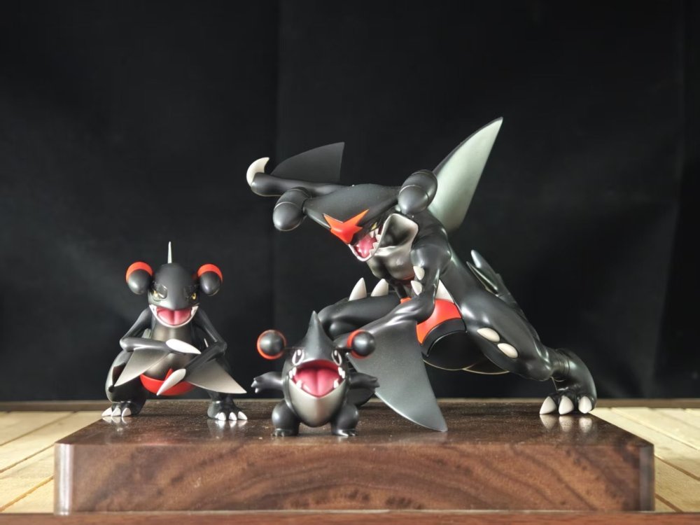 SSR Studio - Garchomp Evolution - Pokemon Scale World