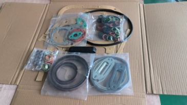 BF4L913 construction machinery diesel engine spare parts overhaul full gasket kit set for deutz 913 gasket gasket set