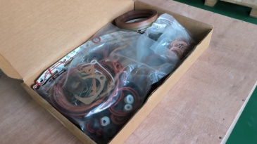 F8L413F construction machinery diesel engine spare parts overhaul full gasket kit set for deutz 413 gasket gasket set