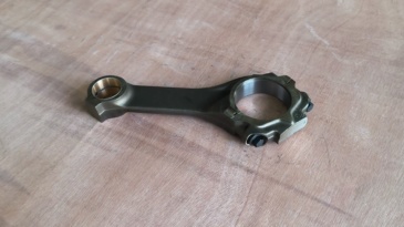 FL413 diesel engine parts connecting rod price for deutz con rod
