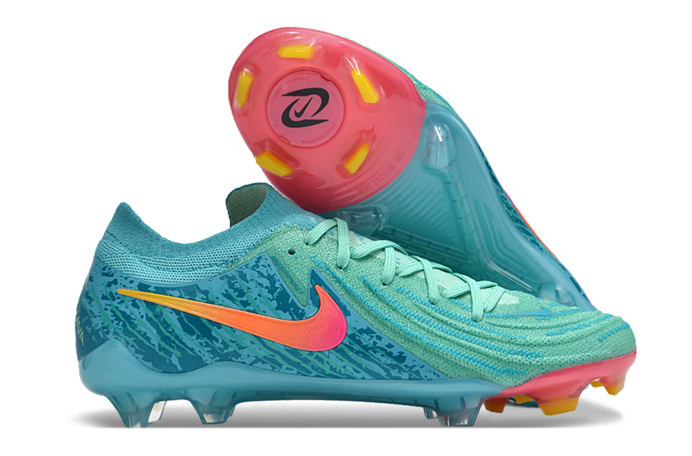 Nike Moonraker Series Low Top Super A Men's Full Knit Waterproof FG Soccer Cleats