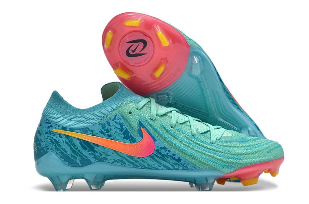 Nike Moonraker Series Low Top Super A Men's Full Knit Waterproof FG Soccer Cleats
