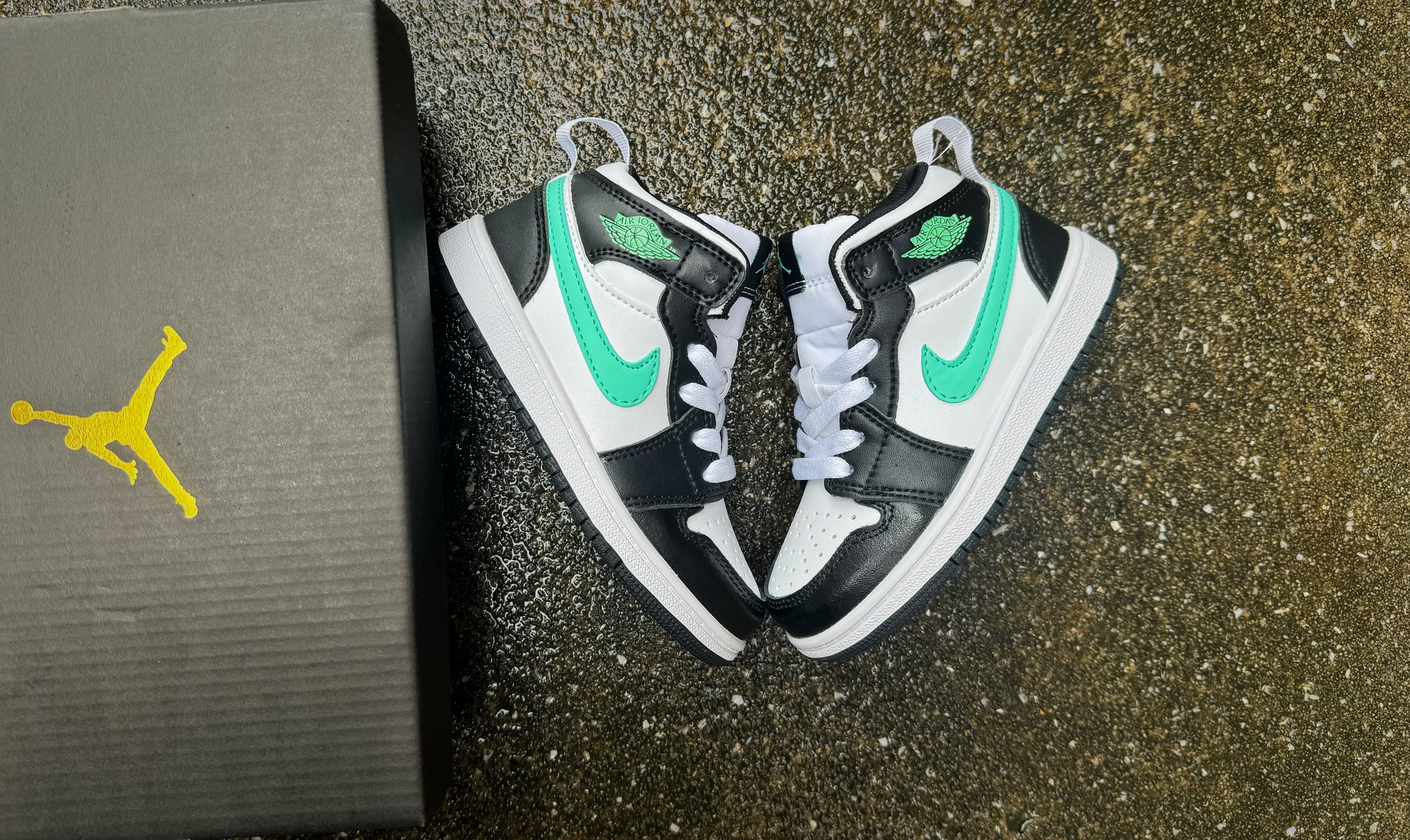Jordan  1  lacing  Children's shoes
