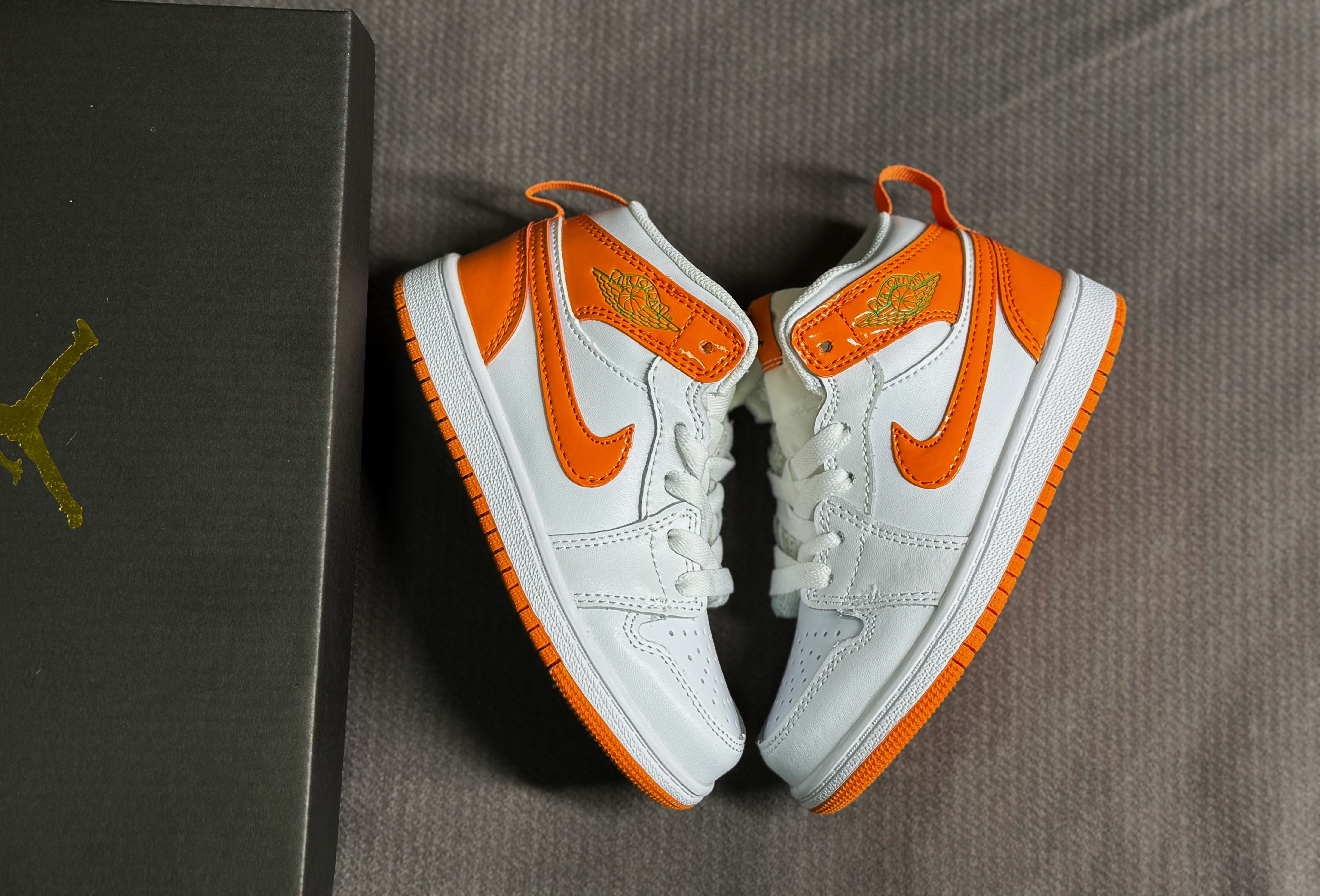 Jordan  1  lacing  Children's shoes