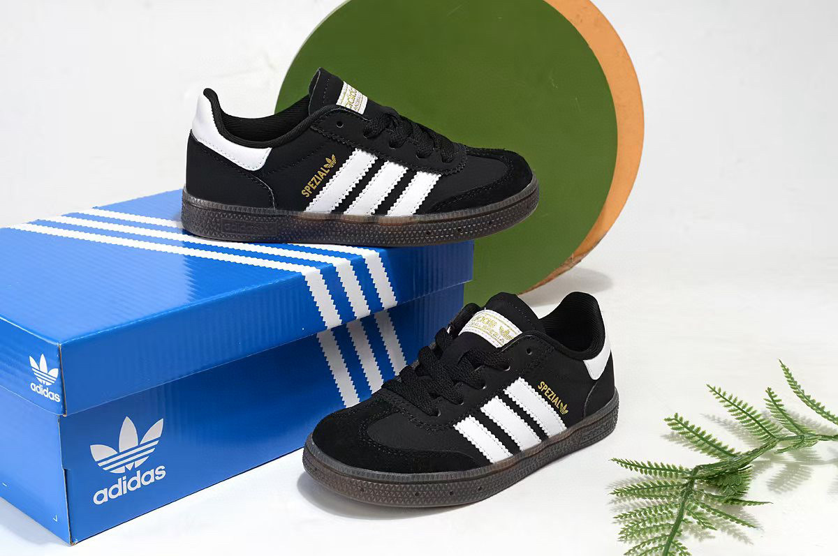 Adidas training three generations  children's shoes