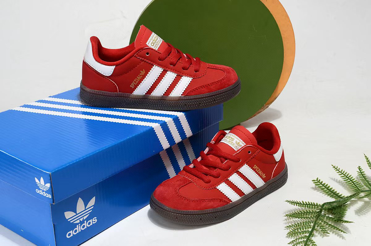 Adidas training three generations  children's shoes