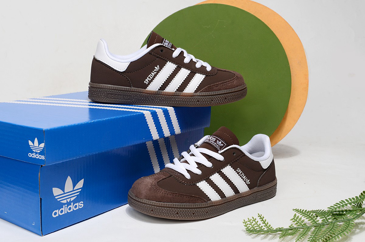 Adidas training three generations  children's shoes