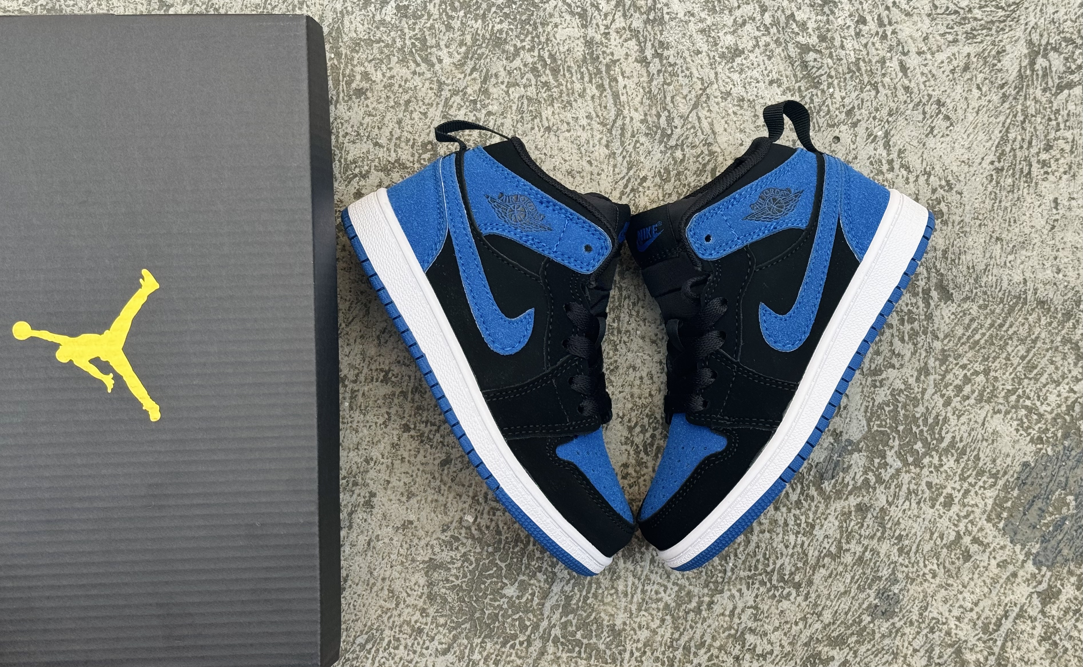 Jordan  1  lacing  Children's shoes