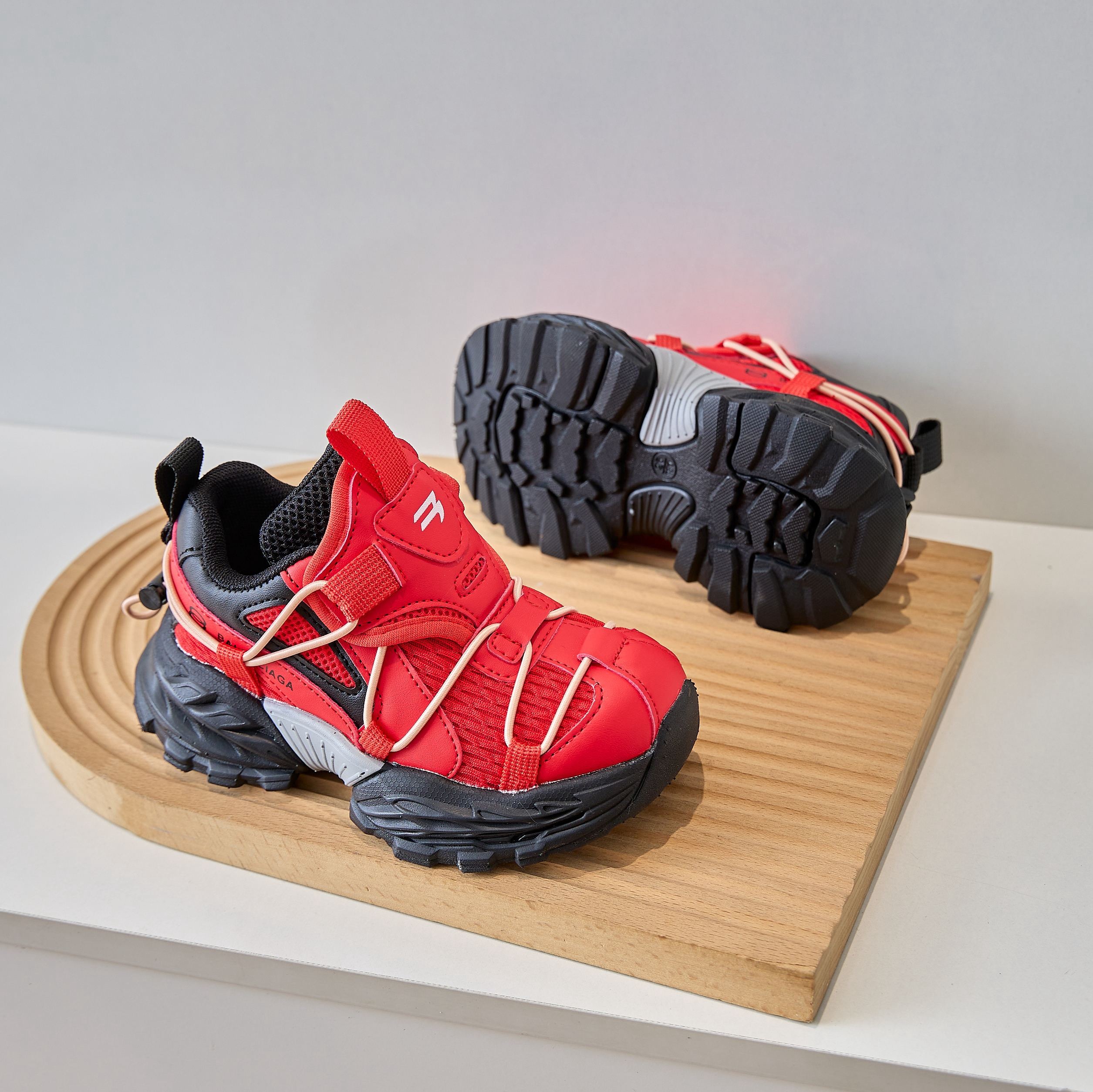 Paris 18XL hiking shoes for children  children's shoes