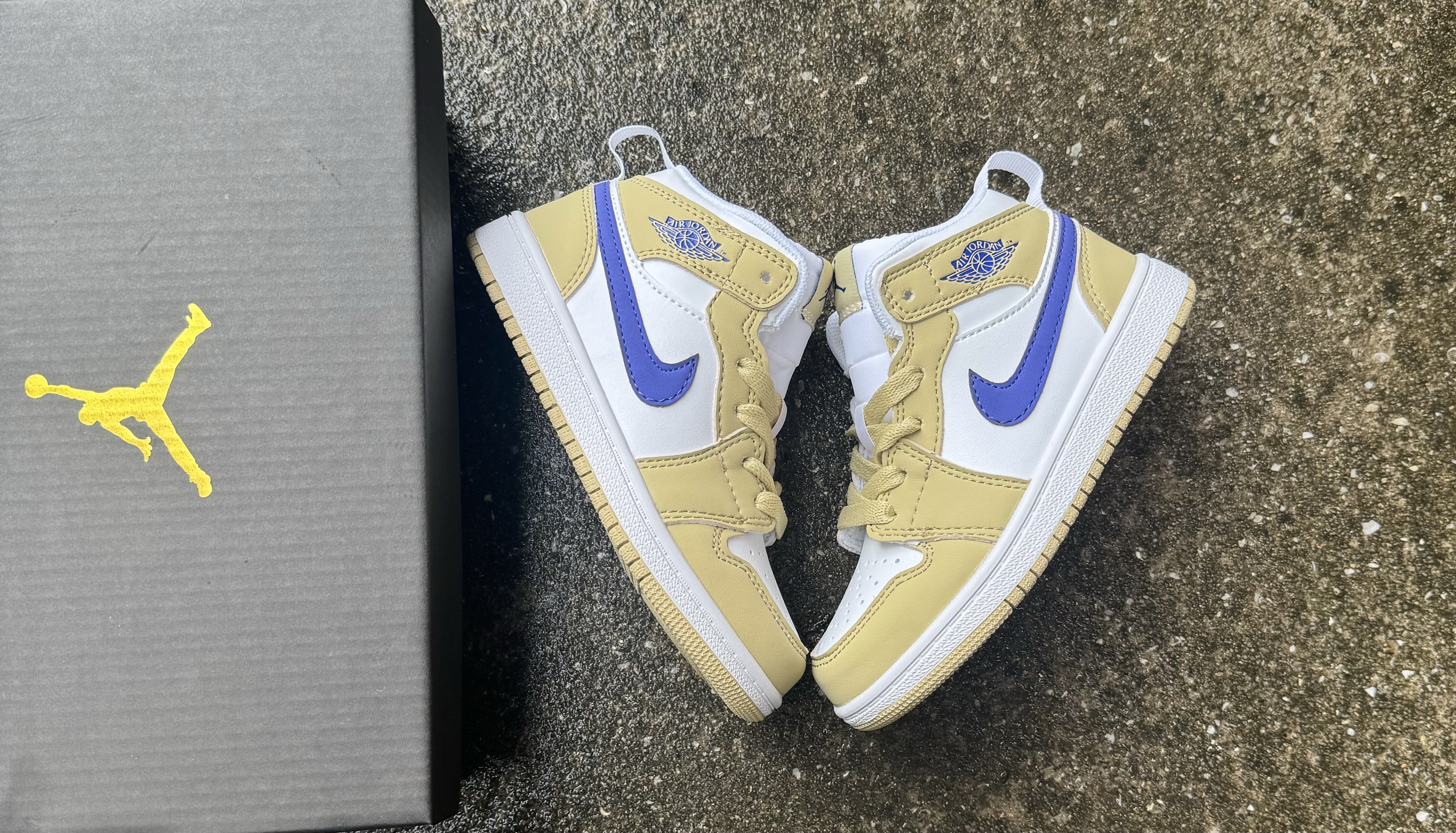 Jordan  1  lacing  Children's shoes
