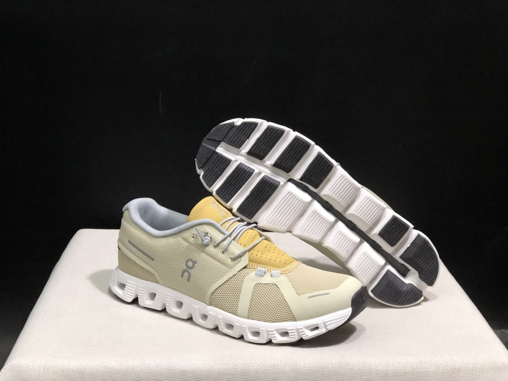 On Cloud 5 Lightweight Running Shoes Sizes 36-45