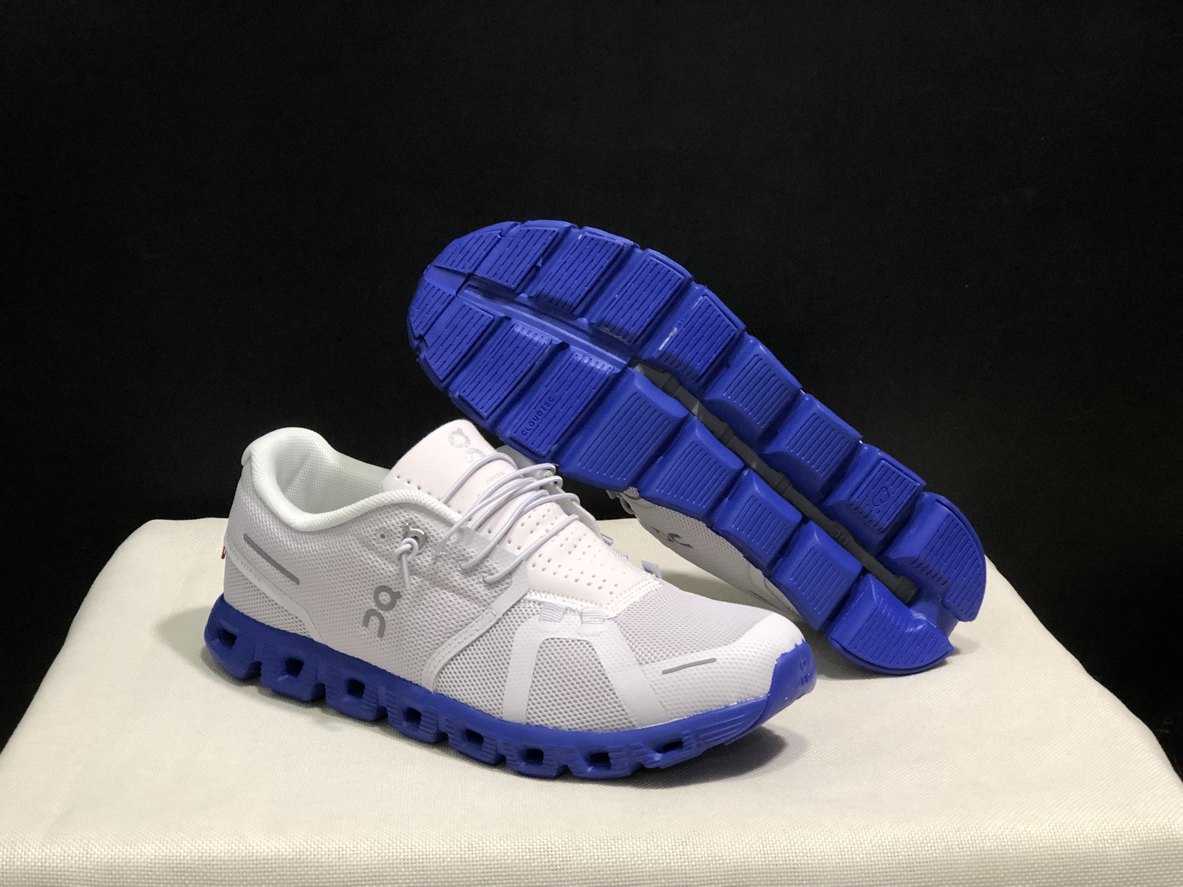 On Cloud 5 Lightweight Running Shoes Sizes 36-45