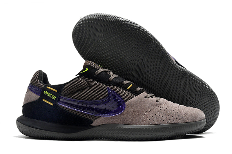 Nike Small Field King Genuine Leather MD Sole   39-45