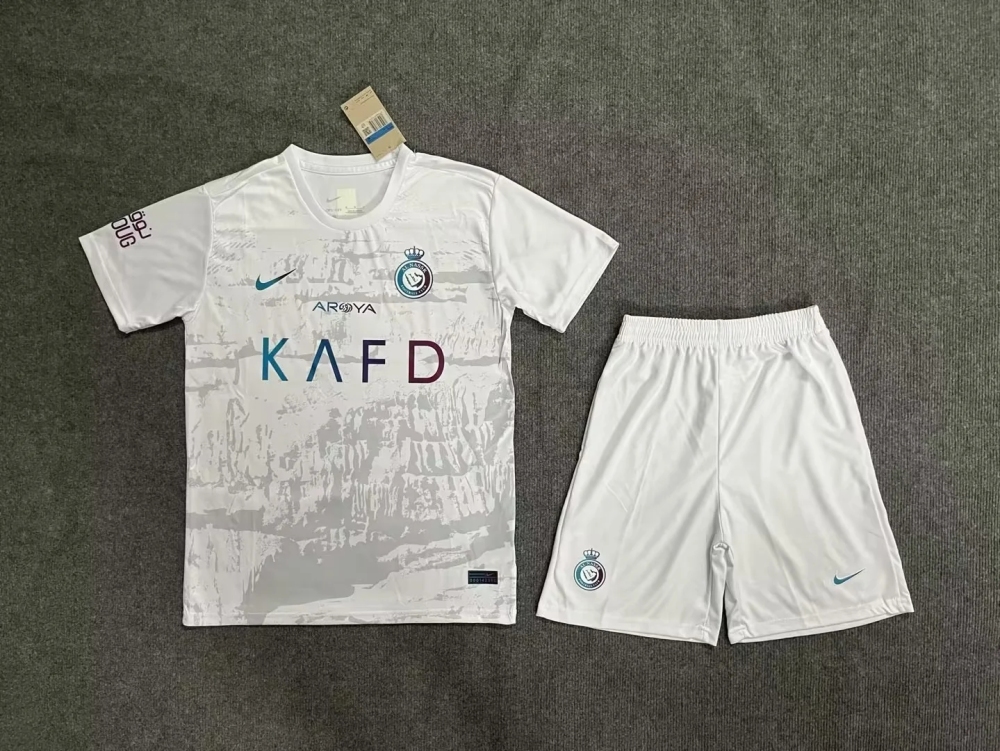 Adult   Al-Nassr FC Away and Home 24/25  Short-sleeved Soccer Kit