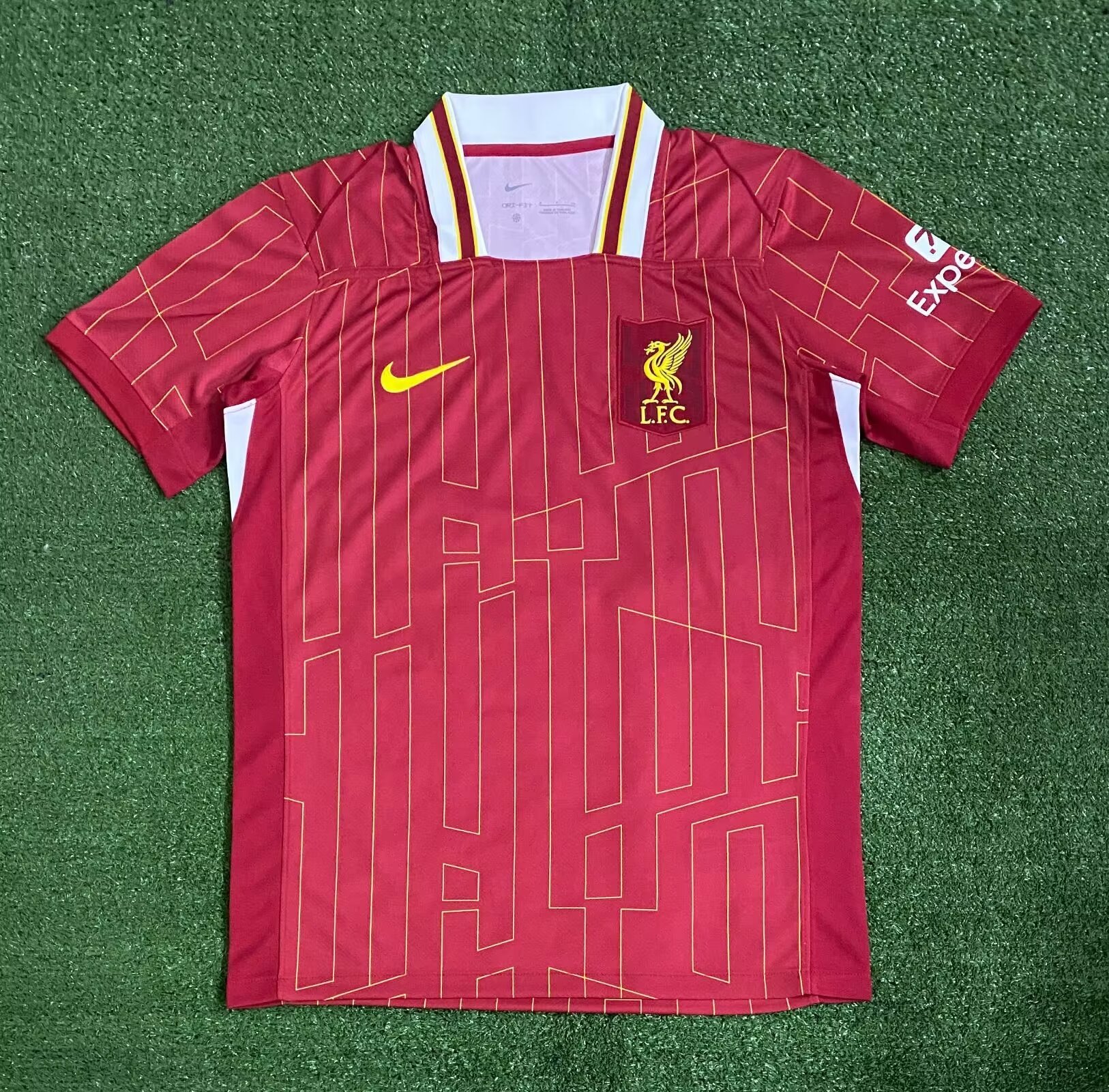 Thai Version 24/25 Liverpool Home and Away Soccer Jerseys