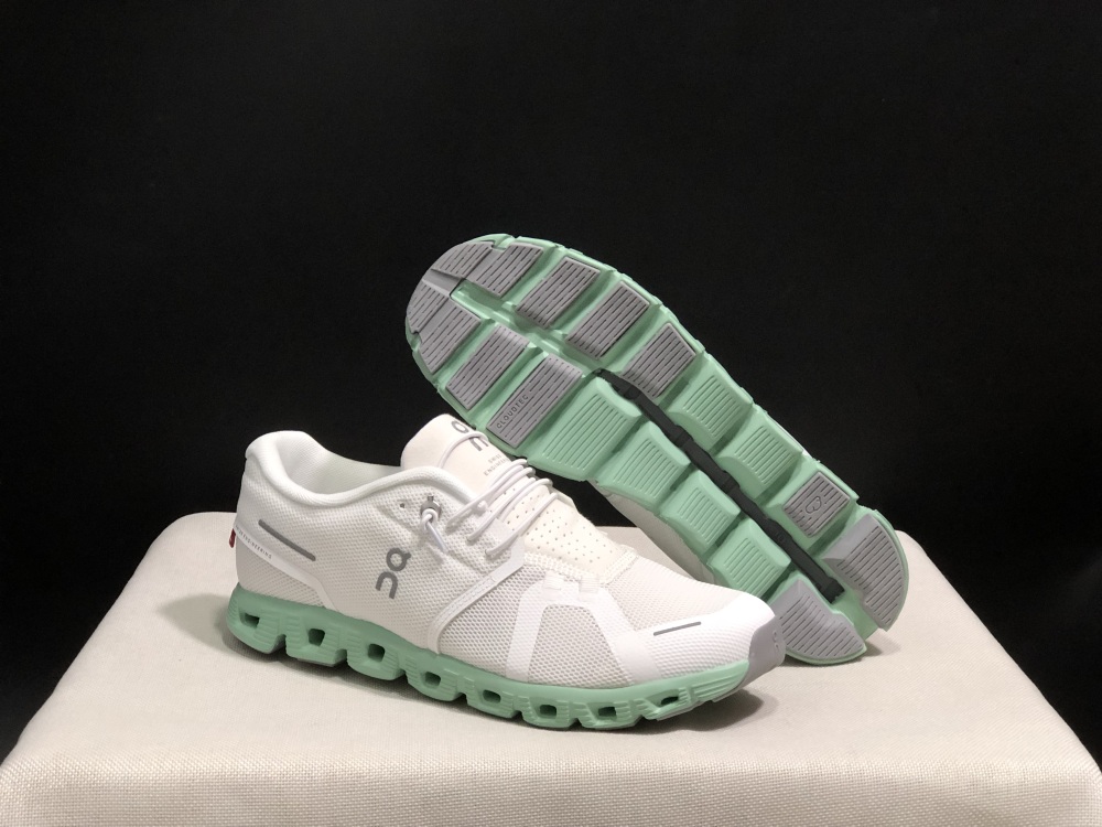 On Cloud 5 Lightweight Running Shoes Sizes 36-45