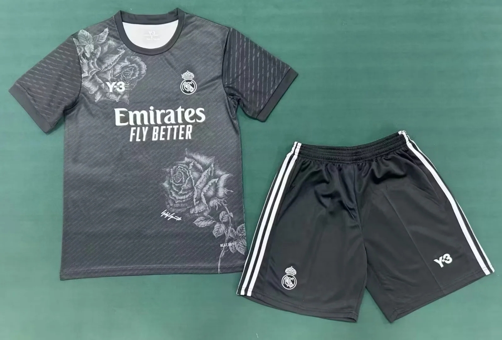 Real Madrid   home and away  Training clothes  Women's dress