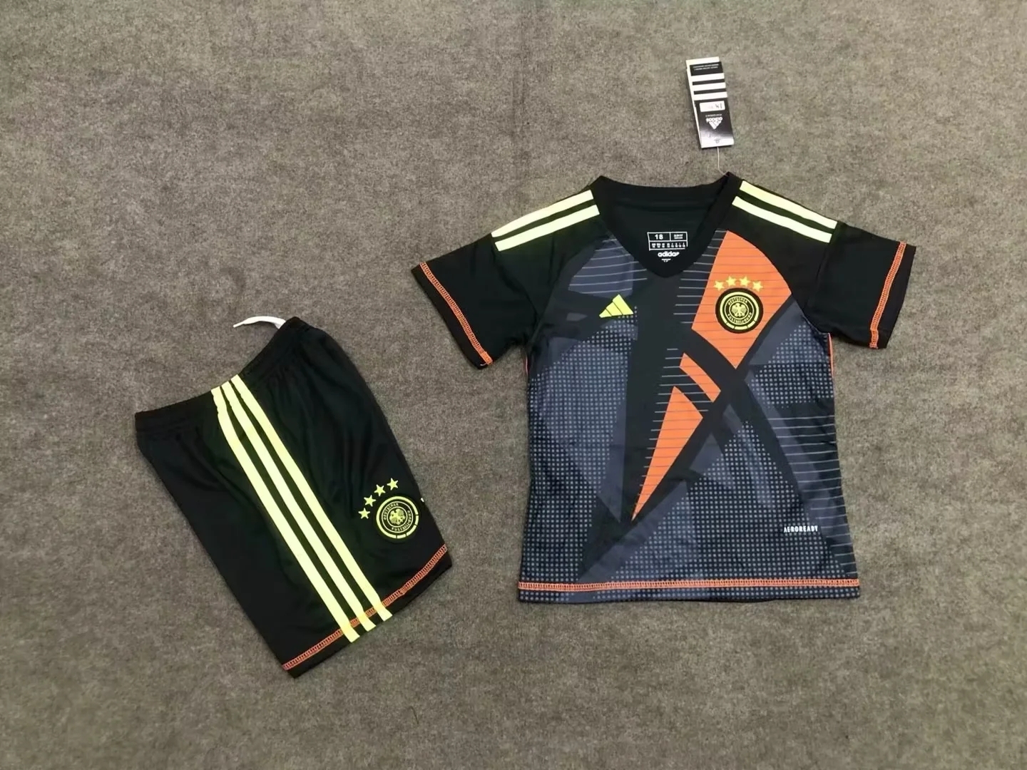 Kids German goalkeepers Black  24/25 Soccer Jersey