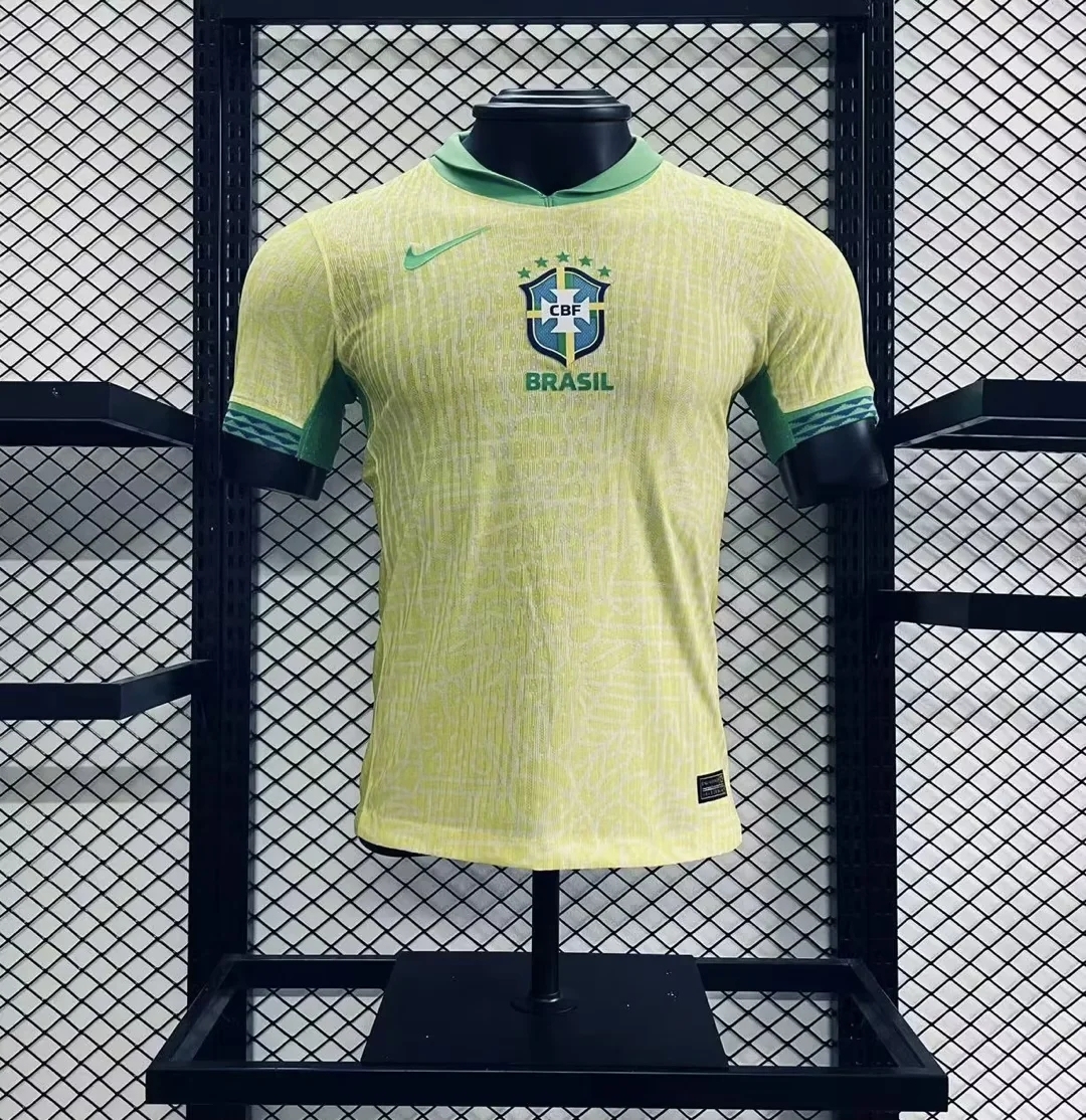 2425 Brazil at home