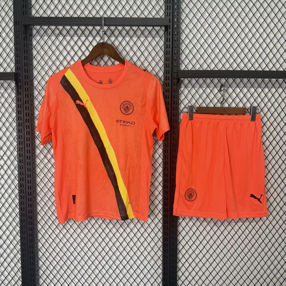 Kids  25/26 Manchester City goalkeeper Soccer Jersey