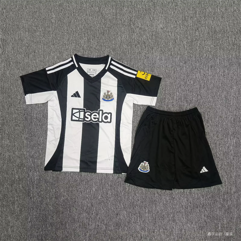 Kids Newcastle Home  24/25  Soccer Jersey  Workout clothes