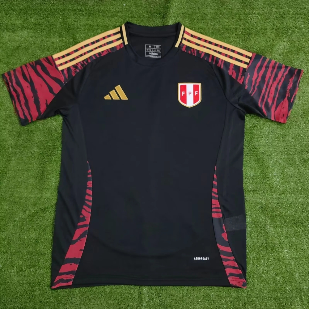 Peru away at home   Training clothes Thai version