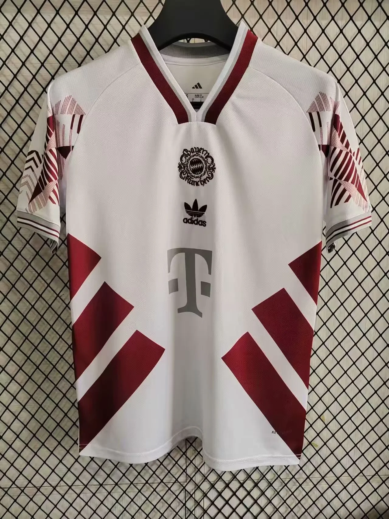 2025-2026 Bayern Special Edition White S-4XL