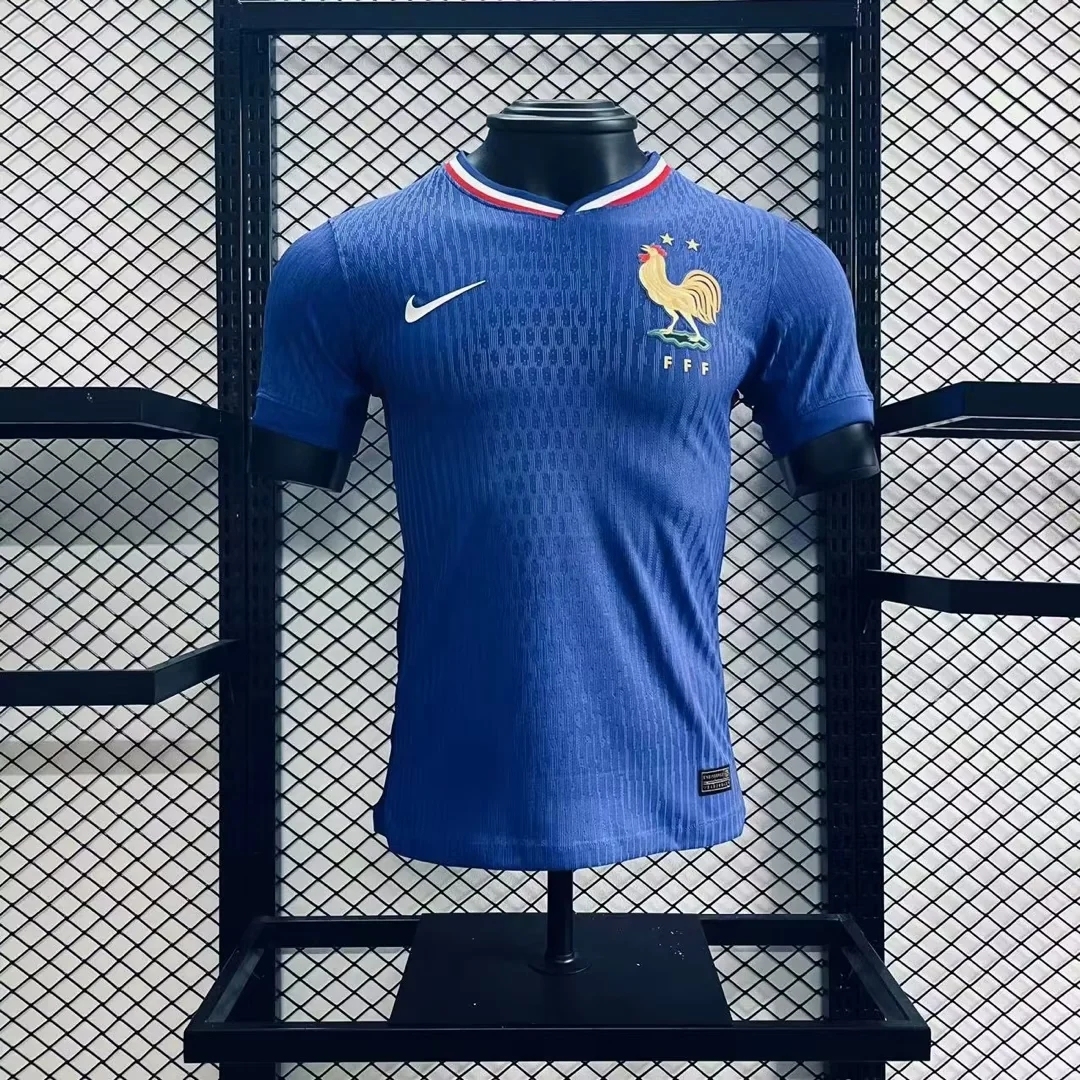 2425 Home of France