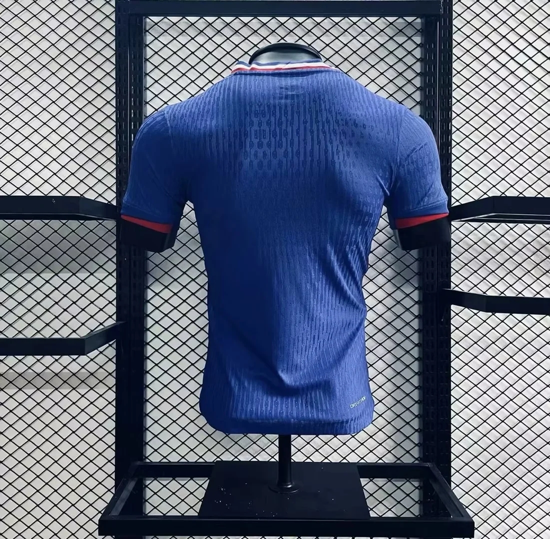 2425 Home of France